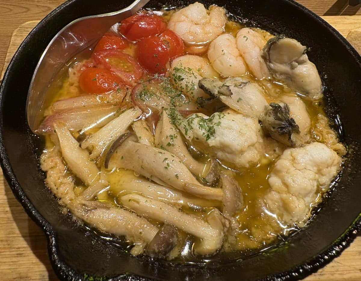 魚介のアヒージョ