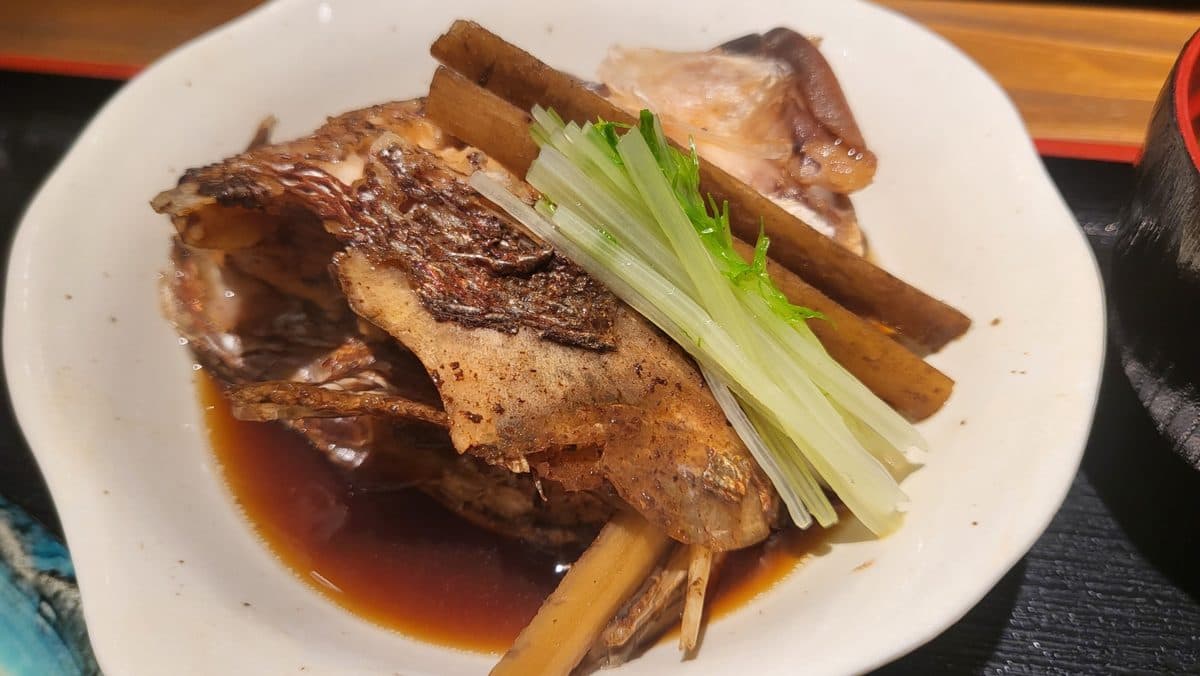 鯛の兜煮(あら炊き)