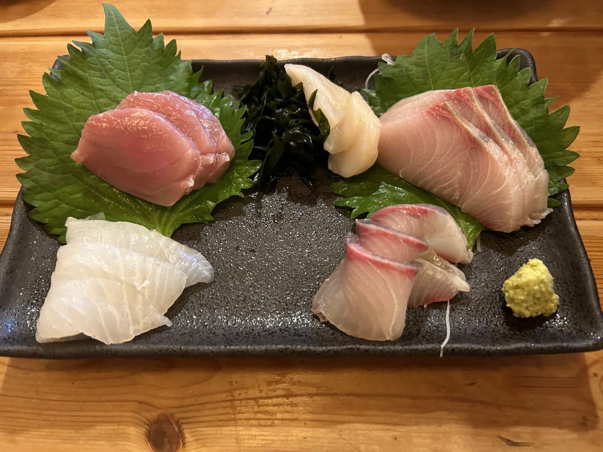 魚の刺身(三枚おろしから)